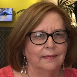 Meet your Posher, Janet